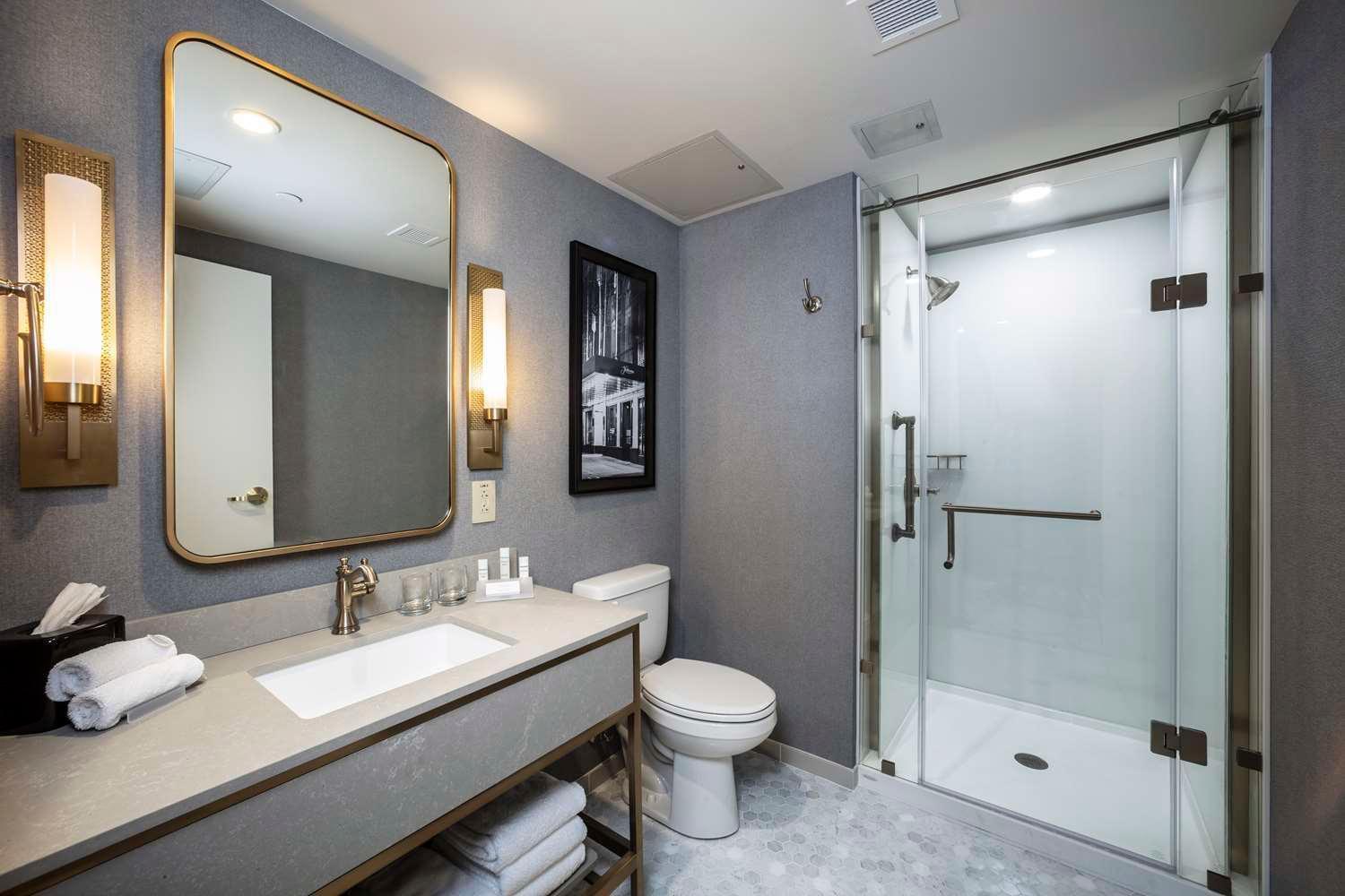 The Yorktowne Hotel, Tapestry Collection By Hilton Bagian luar foto